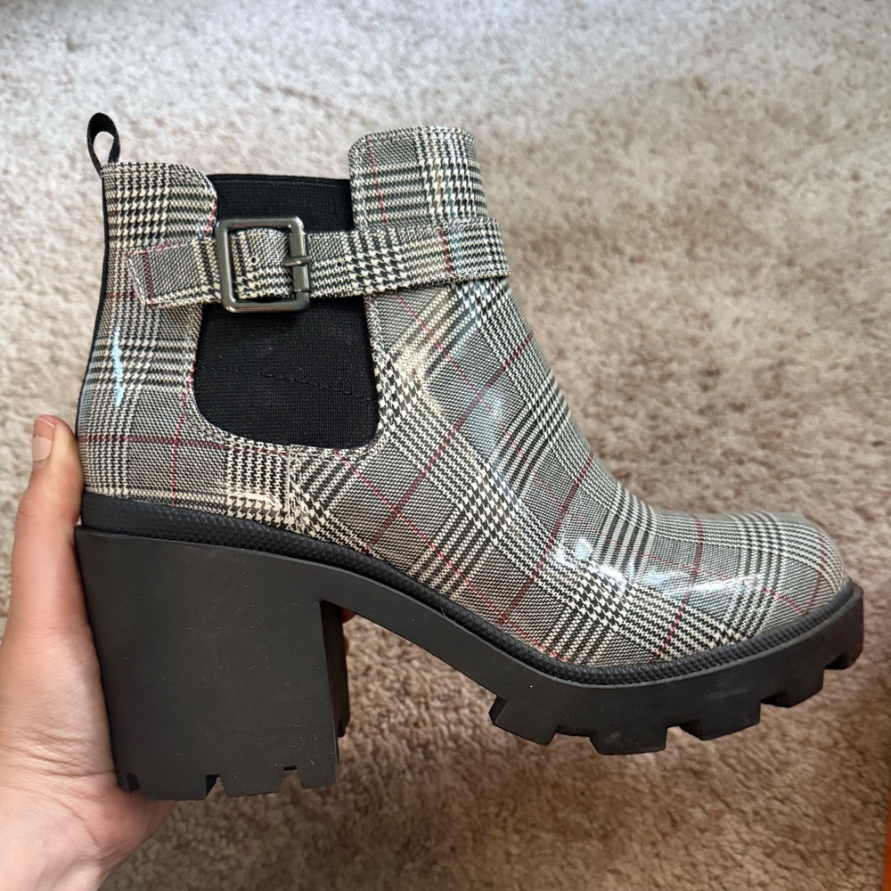 Mix No.6 Plaid Ankle Boots with Black Sole